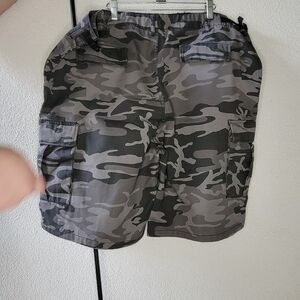 Men's XXL Camo Cargo Shorts